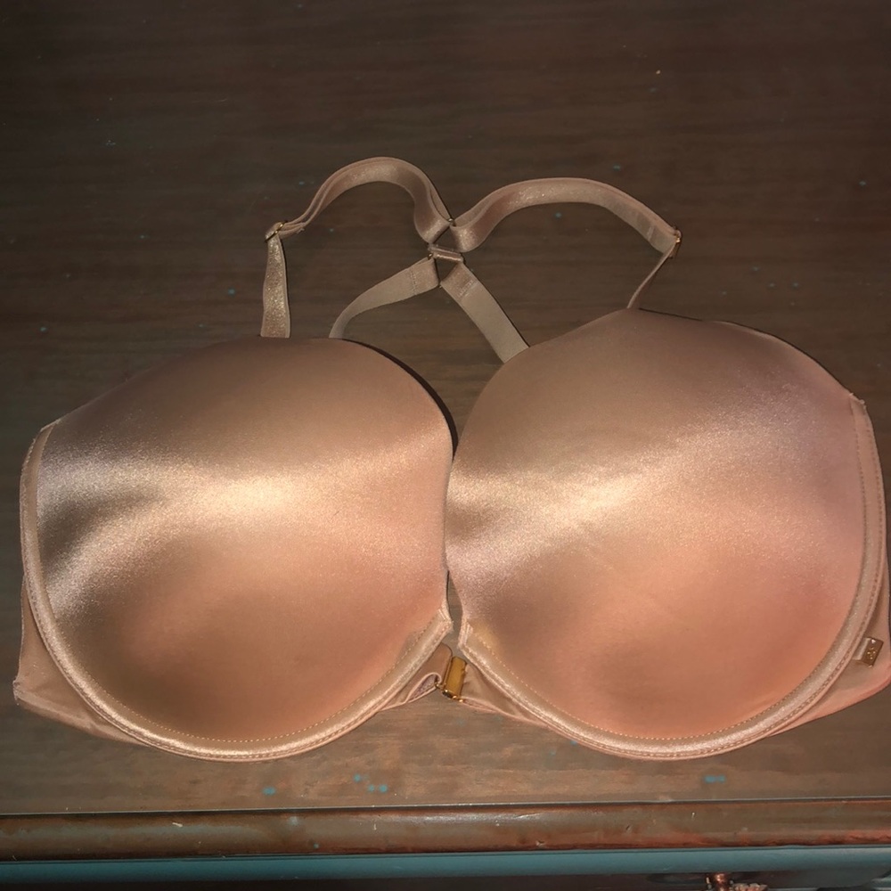 NWOT Victoria’s Secret very sexy push up 36DDD